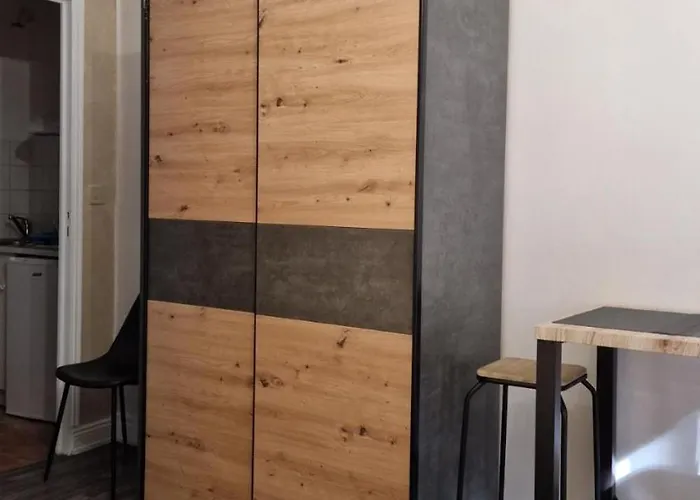 Domaine Des Oliviers Avec Piscine A Apartman *