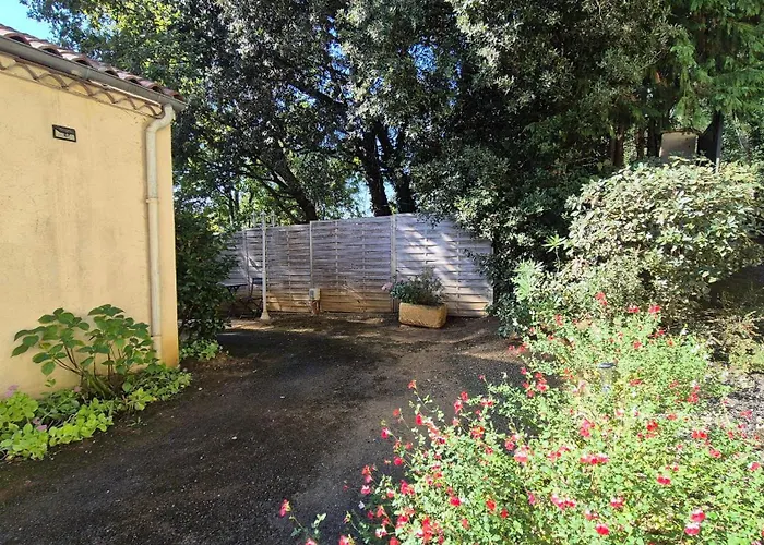 Domaine Des Oliviers Avec Piscine A