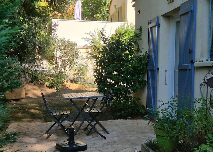 Domaine Des Oliviers Avec Piscine A Apartman *